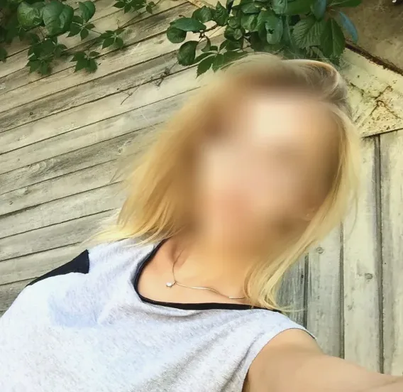 Bianca, 34