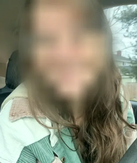 Christina, 40