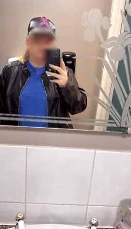 Denise, 21