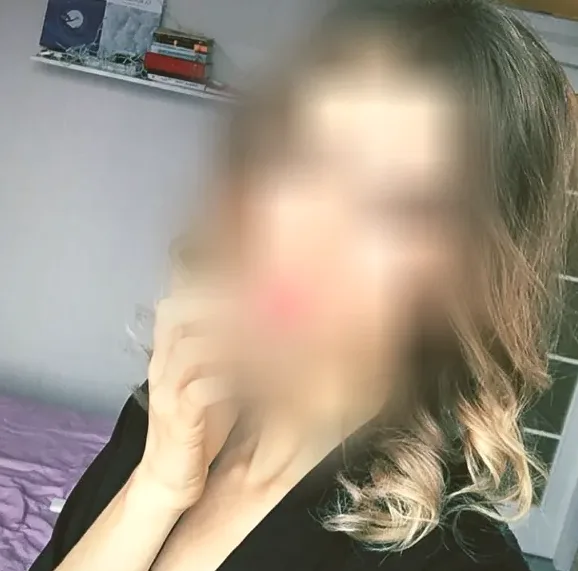 Hanna, 32