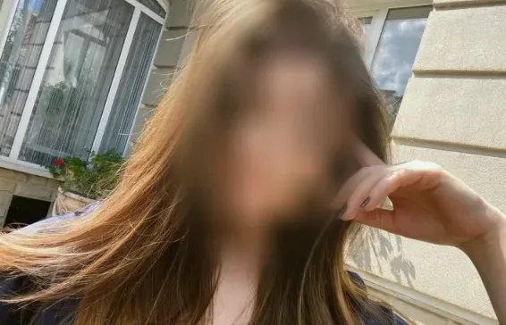 Lotta, 19