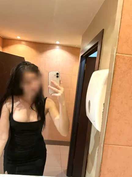 Sophia, 18