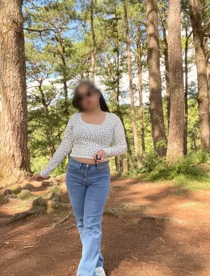 Stefanie, 28