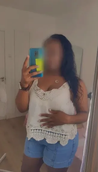 Wiebke, 34